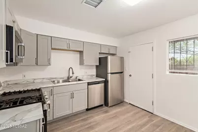 137 S Grande Avenue, Tucson, AZ 85745 - Photo 10