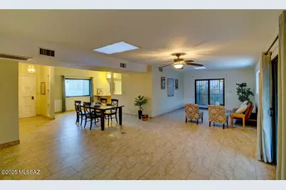121 W Paseo Recortado, Green Valley, AZ 85614 - Photo 6