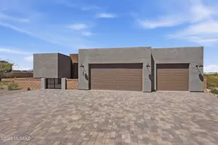 155 N Scenic Vista Dr, Sahuarita, AZ 85629 - Photo 1