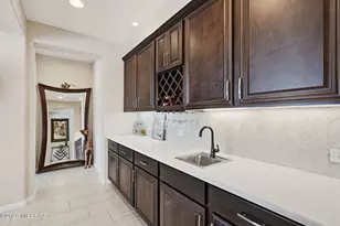 2504 E Josephine View Dr, Green Valley, AZ 85614 - Photo 22