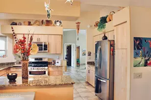 2012 W Via Nuevo Leon, Green Valley, AZ 85622 - Photo 6