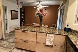 2012 W Via Nuevo Leon, Green Valley, AZ 85622 - Photo 8