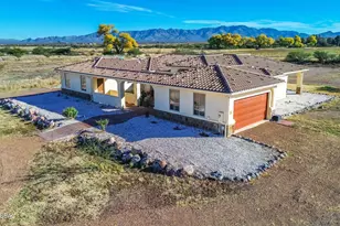 10185 South Bailando Rio, Hereford, AZ 85615 - Photo 2