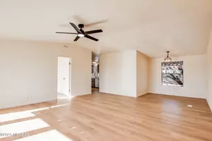 8777 E Ellsworth Ln, Hereford, AZ 85615 - Photo 14