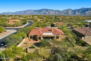 12687 N Red Eagle Dr, Oro Valley, AZ 85755 - Photo 8