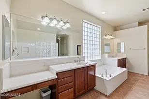 12687 N Red Eagle Dr, Oro Valley, AZ 85755 - Photo 28