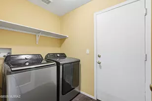 8667 N Golden Moon Way, Tucson, AZ 85743 - Photo 28