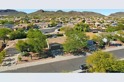 8667 N Golden Moon Way, Tucson, AZ 85743 - Photo 40