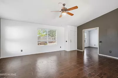 8667 N Golden Moon Way, Tucson, AZ 85743 - Photo 4