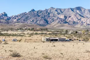 564 W Knox St, Pearce, AZ 85625 - Photo 8