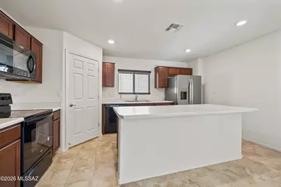 7888 S Golden Bell Drive, Tucson, AZ 85747 - Photo 16