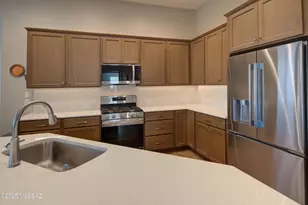 1915 N Banneker Ln, Green Valley, AZ 85614 - Photo 12