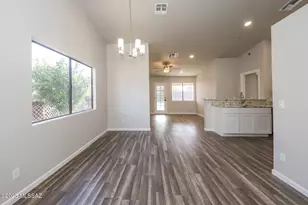1801 W Great Oak Dr, Tucson, AZ 85746 - Photo 6