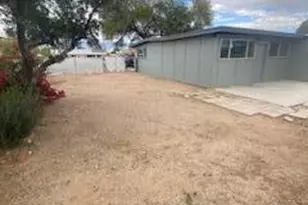 8032 E Kenyon Dr, Tucson, AZ 85710 - Photo 18