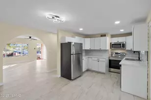 1852 W Caravelle Rd, Tucson, AZ 85713 - Photo 14