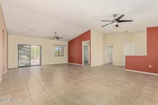 4792 S Meadow Ridge Dr, Green Valley, AZ 85622 - Photo 2