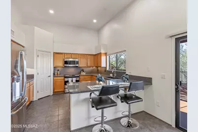 112 S Happy Valley Saddle Drive, Tucson, AZ 85748 - Photo 16