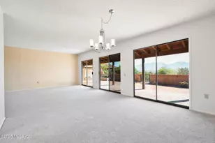 937 W Desert Hills Dr, Green Valley, AZ 85622 - Photo 8