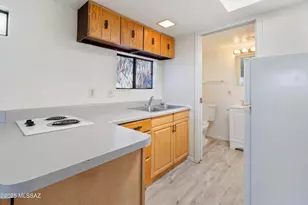 1345 E Grant Rd, Tucson, AZ 85719 - Photo 2