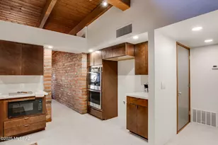 12215 E Gold Dust Dr, Tucson, AZ 85749 - Photo 6