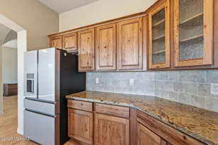 1890 W Acacia Bluffs Dr, Green Valley, AZ 85622 - Photo 10