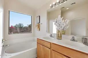5479 W Silent Dove Way, Marana, AZ 85653 - Photo 18