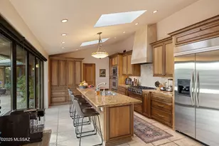 4425 N Hacienda Del Sol Rd, Tucson, AZ 85718 - Photo 18