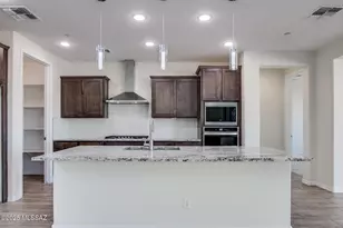 13465 E Joseph Mls Ln, Tucson, AZ 85747 - Photo 2