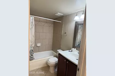 3357 N Country Club Road #APT 21, Tucson, AZ 85716 - Photo 6