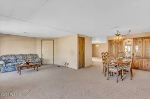 5677 W Circle Z St, Tucson, AZ 85713 - Photo 16