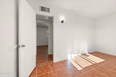 1408 N Hualpai Road, Tucson, AZ 85745 - Photo 20