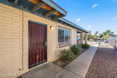 1408 N Hualpai Road, Tucson, AZ 85745 - Photo 2