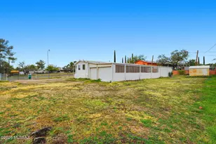 2245 W Camino Amigo, Oracle, AZ 85623 - Photo 30