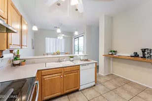 948 W Ashworth Rd, Green Valley, AZ 85614 - Photo 12