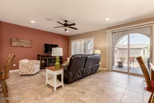 838 N Broken Hills Dr, Green Valley, AZ 85614 - Photo 28