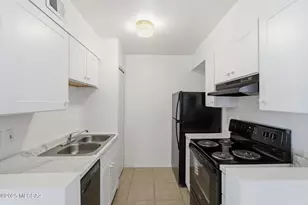 1745 E Glenn St, Tucson, AZ 85719 - Photo 10