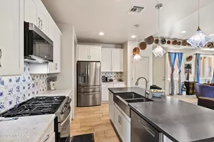 7639 S Galileo Ln, Tucson, AZ 85747 - Photo 14