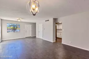 1240 S Camino Seco, Tucson, AZ 85710 - Photo 2