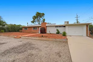 7061 E Edgemont St, Tucson, AZ 85710 - Photo 2