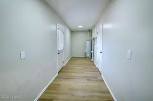 9031 E Sierra St, Tucson, AZ 85710 - Photo 12