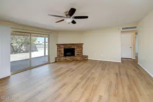 9031 E Sierra St, Tucson, AZ 85710 - Photo 20