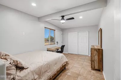 8822 N Marathon Drive, Tucson, AZ 85704 - Photo 32