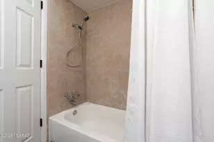 285 S Kolb Rd, Tucson, AZ 85710 - Photo 28