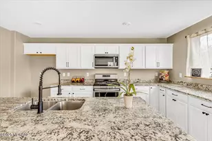 9596 S Miller Flats Dr, Tucson, AZ 85747 - Photo 18