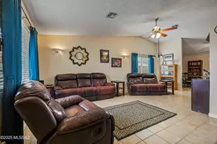 1709 W Applecreek Pl, Tucson, AZ 85746 - Photo 8