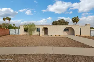 2572 W Calle Genova, Tucson, AZ 85745 - Photo 2