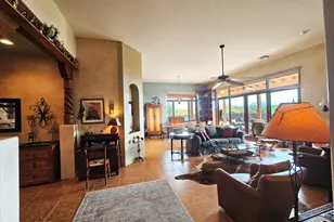 950 W Placita El Cueto, Green Valley, AZ 85622 - Photo 2