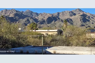 8243 E Rawhide Trail, Tucson, AZ 85750 - Photo 4