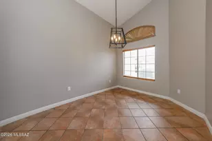 152 N Fenceline Dr, Tucson, AZ 85748 - Photo 8