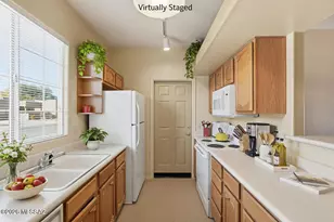 3747 S Paseo de Los Nardos, Green Valley, AZ 85614 - Photo 16